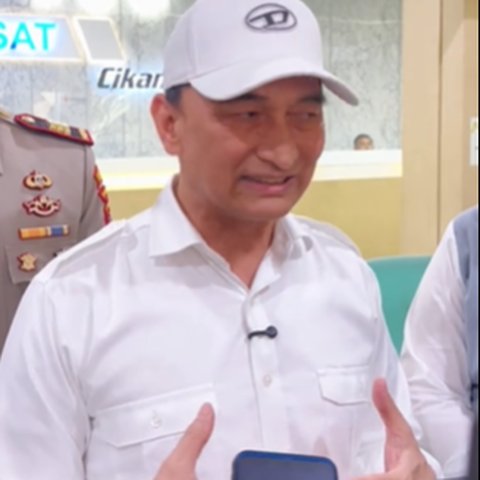 Dugaan Pungli di Samsat, Wagub Banten Langsung Turun Tangan dan Emosi 'Saya Tidak Segan-segan Akan Pukul Calo Itu'