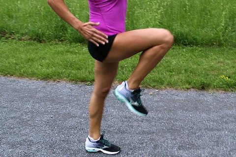 Lebih Efektif dari Jalan Biasa, Ini Rutinitas Jalan Kaki Pembakar Lemak