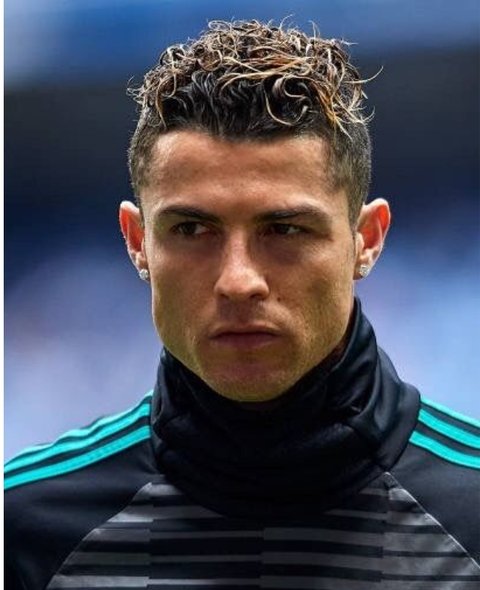 10 Gaya Rambut Cristiano Ronaldo yang Ikonik, Bisa Jadi Inspirasi Penampilanmu
