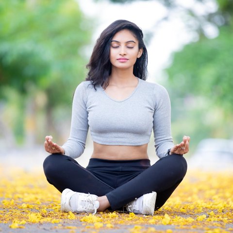 Rahasia Tidur Nyenyak Ada di Yoga? Terapi Alami untuk Mengatasi Gangguan Tidur