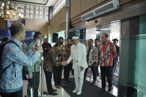 Momen Dedi Mulyadi Rombak Total Jajaran Pejabat Bank BJB, Bossman Mardigu dan Helmy Yahya Ditunjuk Jadi Komisaris Independen