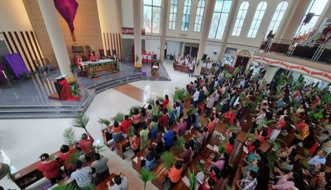 Awas Jangan Salah Pilih Warna Pakaian saat Jumat Agung, Ternyata Ada Makna Dibaliknya