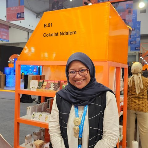 Meika Hazim, Owner Cokelat nDalem berpartisipasi saat BRI UMKM EXPO(RT) 2025