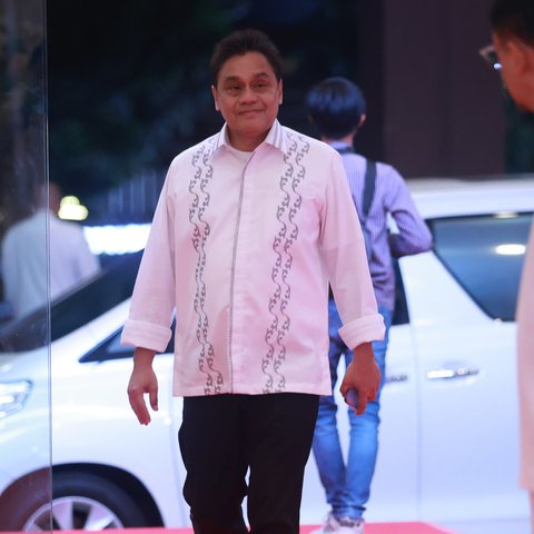 12 Penyanyi hingga Musisi Hadiri Pengajian 7 Hari Mendiang Titiek Puspa dengan Pakaian Serba Putih, Ada Rossa dan Afgan Datang Bareng