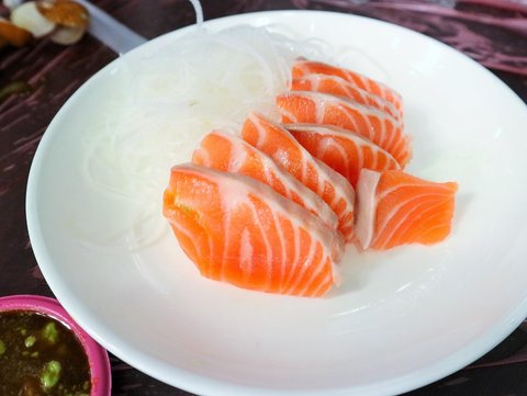 Ilustrasi Ikan Salmon