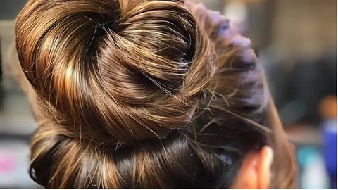 5 Model Sanggul Modern dengan Rambut Sendiri, Cocok untuk Hari Kartini 2025