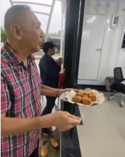 Jokes Bos Tol Jusuf Hamka Orang Sumedang Pintar-pintar, Mau Tahu Kenapa?