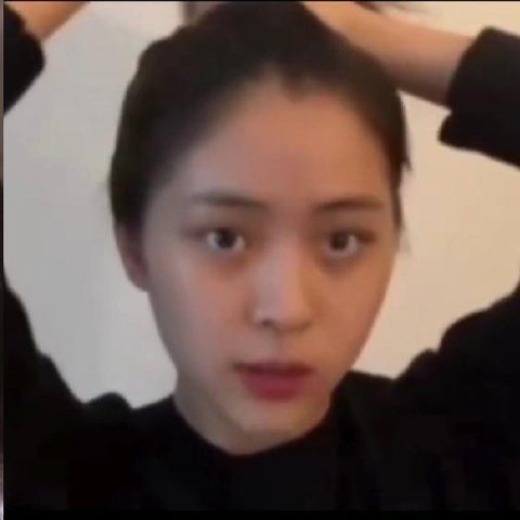 Ryujin ITZY tanpa makeup