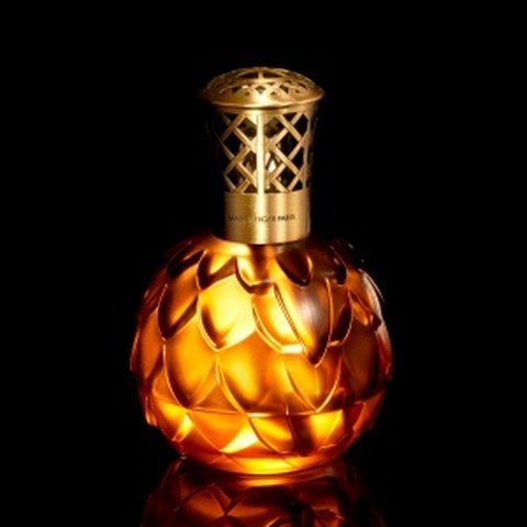 Mitos dan Dampak Negatif Penggunaan Parfum yang Jarang Diketahui