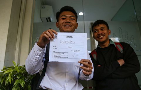  Potret Ratusan Warga Jakarta Ramai-Ramai Melamar sebagai Pasukan Oranye