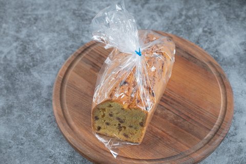 Ilustrasi Kue Dibungkus Plastik Wrap