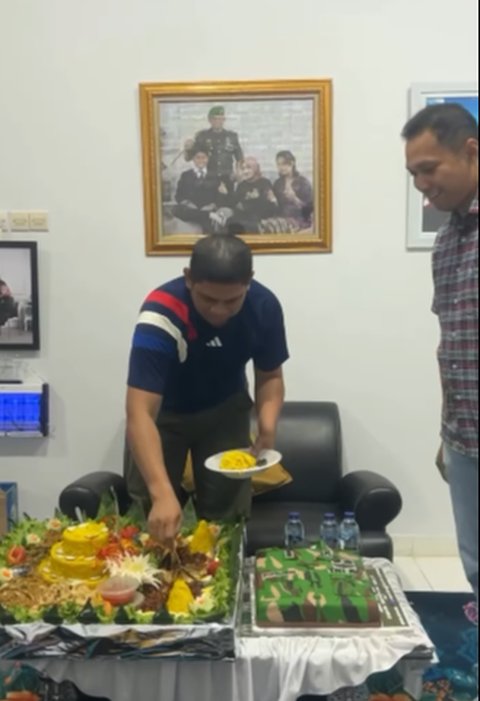 Wajah Kaget dan Bahagia Letkol TNI Mendadak Didatangi Polisi Berpakaian 'Preman' ke Rumah Dinas, Ada Apa?