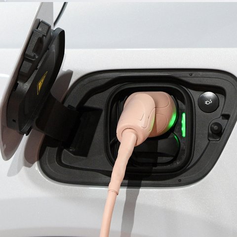 Mengapa Harga Mobil Listrik Lebih Mahal Ketimbang Mobil Konvensional? Ini Jawabannya