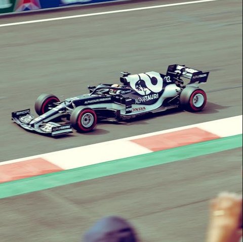 Funny racing quotes.