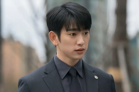 Perjalanan Karier 5 Idol K-Pop Pria yang Sukses Berakting di Drama dan Film Populer