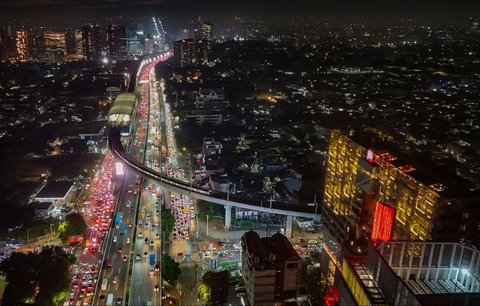 FOTO: Menuju Kota Global, Jakarta Terus Berbenah di Tengah Krisis Perkotaan