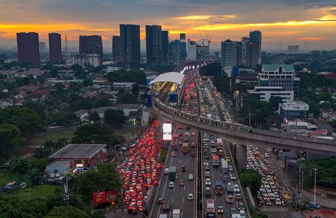 FOTO: Menuju Kota Global, Jakarta Terus Berbenah di Tengah Krisis Perkotaan