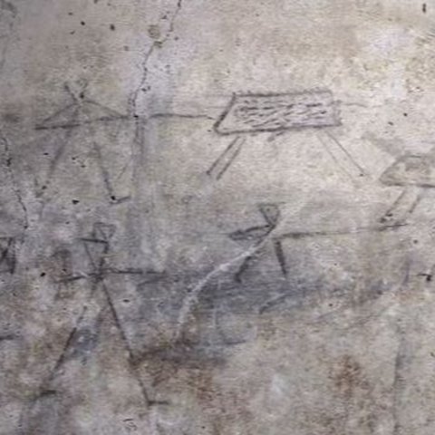 Gambar gladiator dibuat seorang bocah di kota Pompeii, Italia, ribuan tahun lalu.