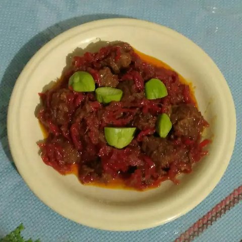 Ilustrasi Sambal Goreng Hati Khas Cirebon