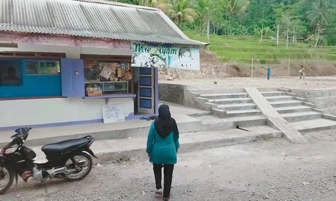5 Potret Warung Mi Ayam Sederhana Lesti Kejora di Cianjur, Berada Tepat di Depan Rumah Masa Kecilnya