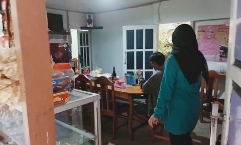 5 Potret Warung Mi Ayam Sederhana Lesti Kejora di Cianjur, Berada Tepat di Depan Rumah Masa Kecilnya