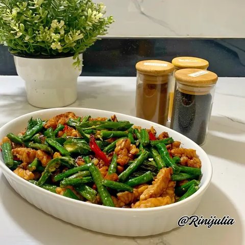 Ilustrasi Oseng Tempe Kacang Panjang Pedas