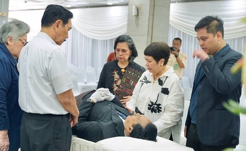 Kesedihan dan Duka Mendalam Luhut Binsar Ditinggal Wafat Dua Sosok Terdekat Sekaligus 'Hidup Sesingkat Napas'