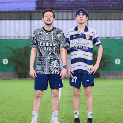 5 Potret Ganteng Arsen Anak Rifky Balweel, Genap 14 Tahun Sudah Sepantar Sang Ayah - Hobinya Sepakbola