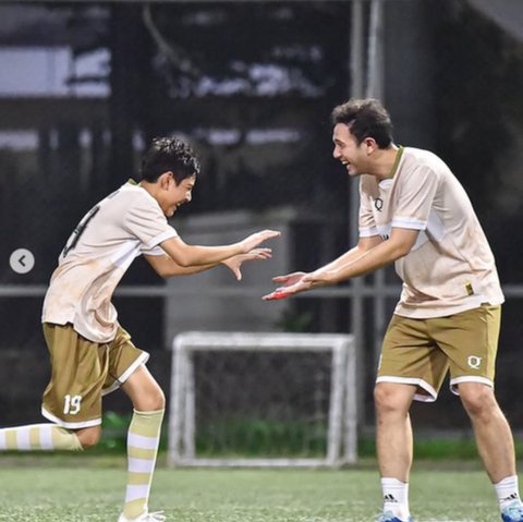 5 Potret Ganteng Arsen Anak Rifky Balweel, Genap 14 Tahun Sudah Sepantar Sang Ayah - Hobinya Sepakbola
