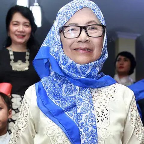 Ultah Bunda Iffet ke 79 (Deki Prayoga/bintang.com)