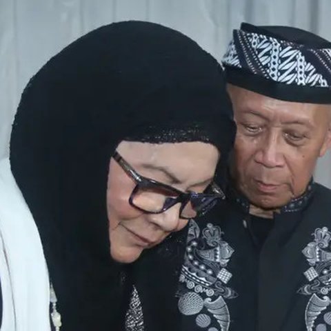 Bunda Iffet, Malaikat Tak Bersayap Penyelamat Slank dari Ketergantungan Narkoba