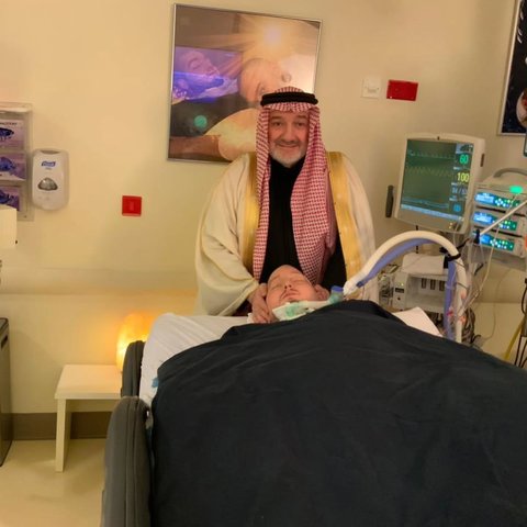 Kisah Perjuangan Keluarga Pangeran Al Waleed bin Khaled bin Talal: Tetap Yakin Putranya Sembuh Meski Sudah 20 Tahun Koma