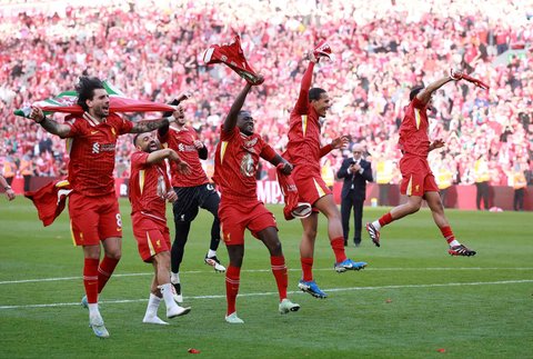 Ekspresi pemain Liverpool usai memenangkan Liga Primer Inggris 2024-2025