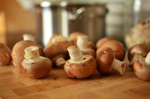 9 Makanan Kaya Biotin untuk Menunjang Kesehatan Rambut dan Kulit