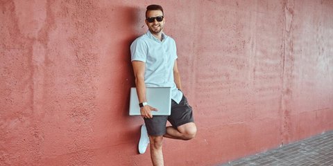 Referensi Padu Padan Outfit Kemeja Putih Pria