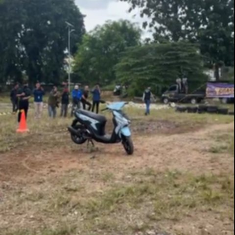 Bukan Kaleng-Kaleng Test Crash Ala Warga Indonesia Pakai Cara Tak Biasa,