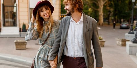 Ilustrasi Outfit Nonton Bioskop untuk Pria dan Wanita