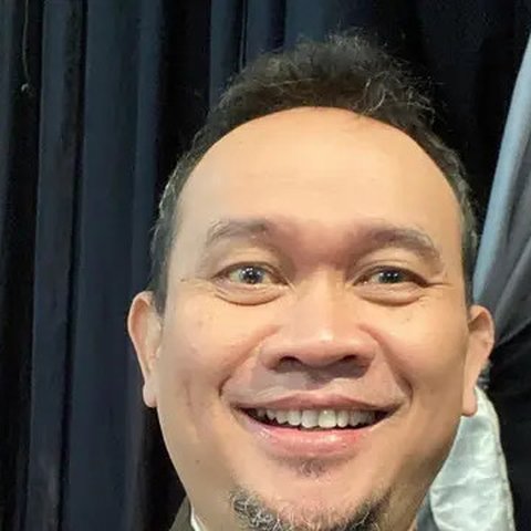 Profil Cak Lontong Komedian Inspiratif, Insinyur Lulusan ITS Kini Jadi Komisaris Ancol
