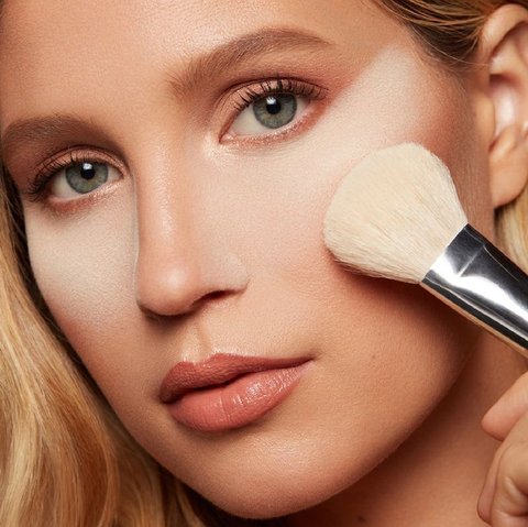 Raih Tampilan Makeup Flawless dengan Tips Mudah Ini