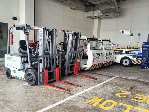 Peduli Lingkungan, PT JAS Luncurkan Belt Conveyor Loader Berbasis Hybrid di Bandara Soetta