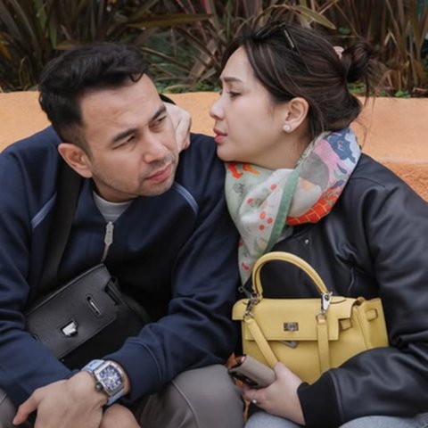 5 Gaya Old Money Nagita Slavina Selama Liburan di China, Simple tapi Berkelas!