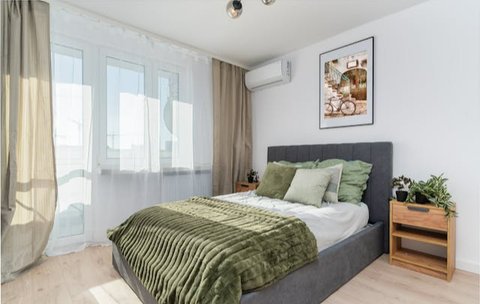 Suka Tidur Pakai AC? Ini Risiko Kesehatan yang Perlu Anda Tahu