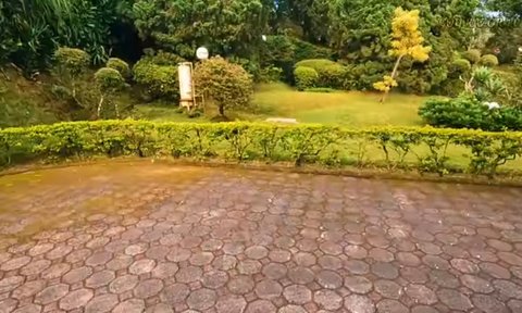 5 Potret Rumah Megah Bak Istana Ayu Azhari Sudah Lama Tak Dihuni, Perabot Lengkap dan Terawat dengan Baik