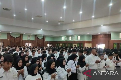 Pemerintah Provinsi Kalimantan Selatan mengikuti arahan pemerintah pusat terkait penyesuaian jadwal pengangkatan CASN dan PPPK 2024, dengan penyesuaian TMT pengangkatan dan batas waktu pengajuan NIP.