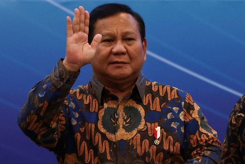Presiden Prabowo Subianto saat menghadiri sarasehan  ekonomi bertema "Memperkuat Ketahanan Ekonomi Nasional" di Menara Mandiri, Jakarta, Selasa (08/04/2025).