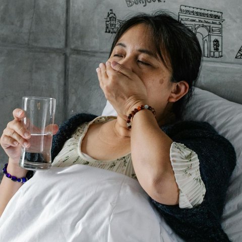 Alami Cegukan saat Sedang Tegang dan Stres, Ketahui Apa Penyebabnya