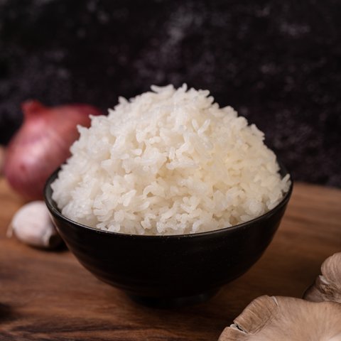<p>Ilustrasi nasi putih dan pulen/copyright freepik.com/jcomp</p>