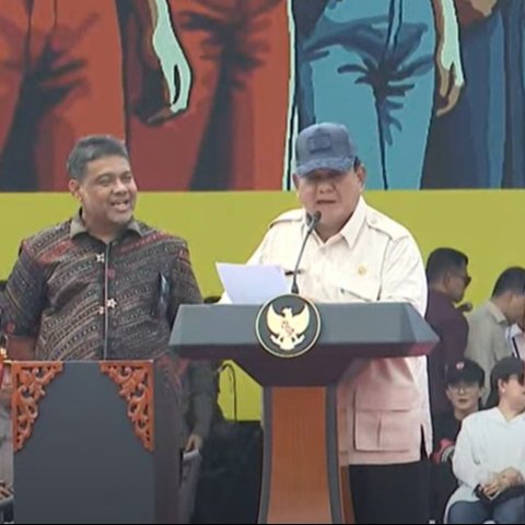 Prabowo hadiri peringatan hari buruh di Monas