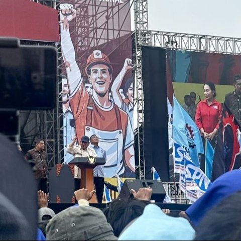 Presiden Prabowo Subianto berjanji akan memfasilitasi pertemuan antara 150 pimpinan serikat buruh dan 150 pemilik perusahaan di Istana Bogor untuk mencari solusi peningkatan kesejahteraan buruh.