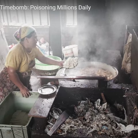 Investigasi Andrew Fraser tentang IndustrTahu Berbahan Bakar Sampah